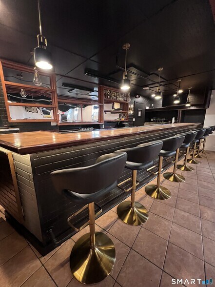 More Photos Of 2 West Ave, Bridgeport Storefront Retail Residential For Lease