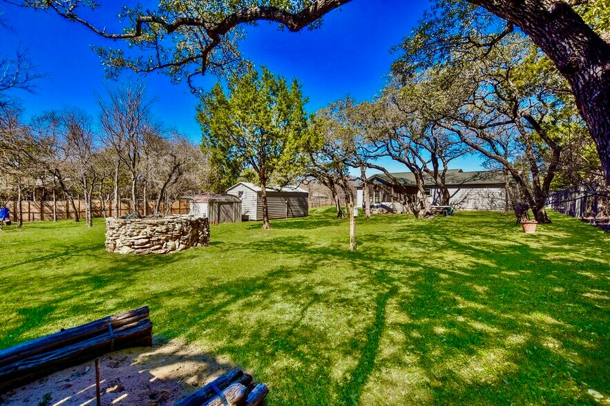 More Photos Of 16001 Awalt Dr, Austin Office For Sale