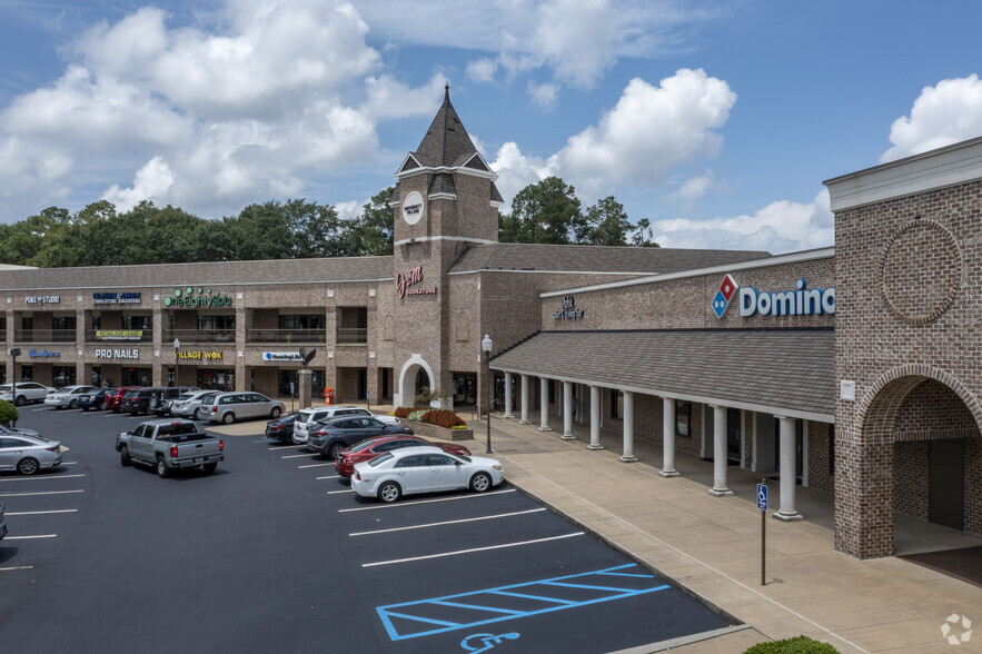 Primary Photo Of 1100 S College St, Auburn Unknown For Lease