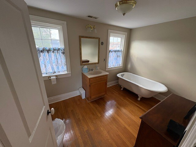More Photos Of 103 W Pine St, Georgetown Office For Sale