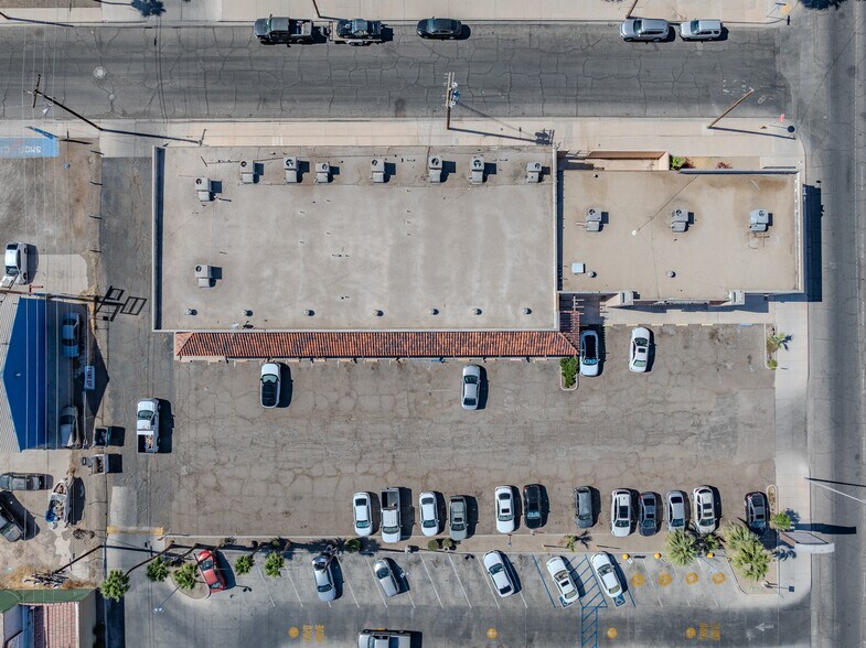 More Photos Of 301 N Imperial Ave, El Centro Storefront Retail Office For Sale