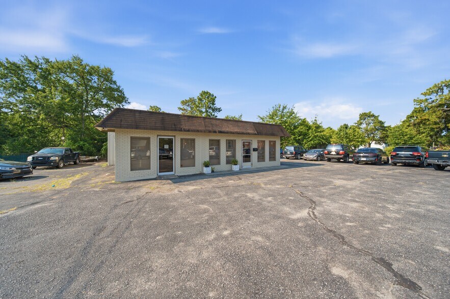 More Photos Of 2029 Platt Springs Rd, West Columbia Auto Dealership For Sale
