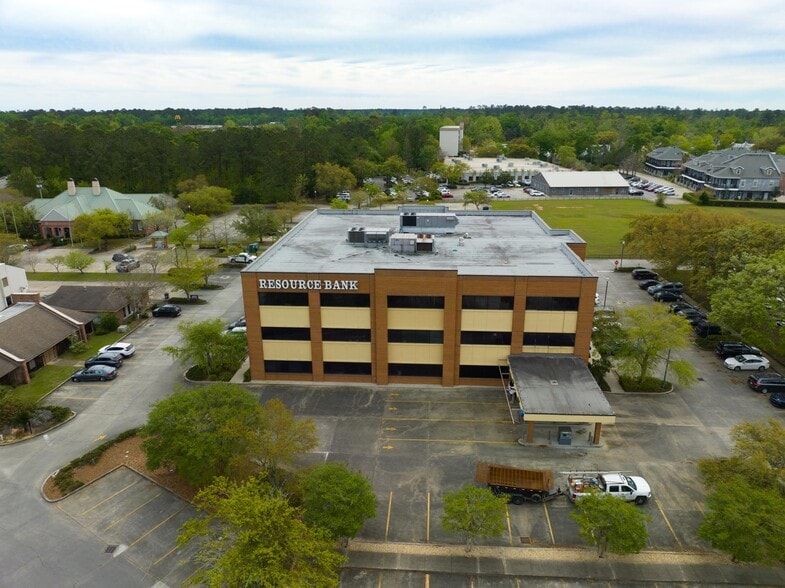More Photos Of 5100 Village Walk Dr, Covington Office For Lease