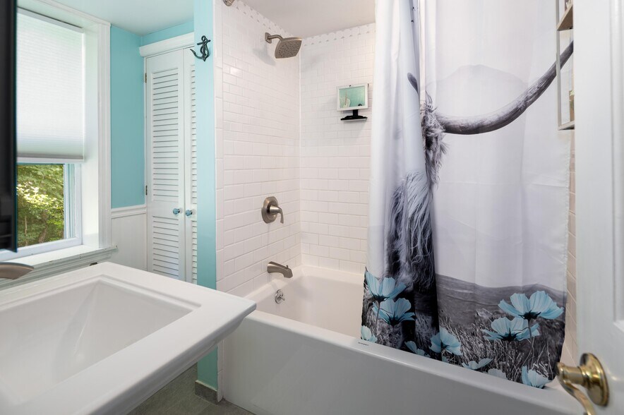 More Photos Of 696 Kent Rd, Gaylordsville Storefront Retail Residential For Sale