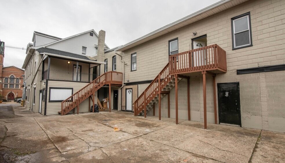 More Photos Of 16-20 E Main St, Plymouth Storefront Retail Residential For Sale