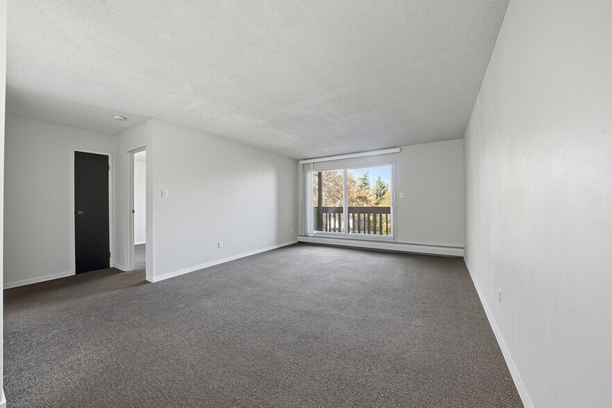 More Photos Of 4746 55 St, Red Deer Apartments For Sale