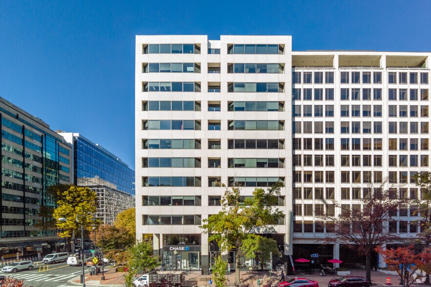 More Photos Of 1667 K St NW, Washington Office For Lease