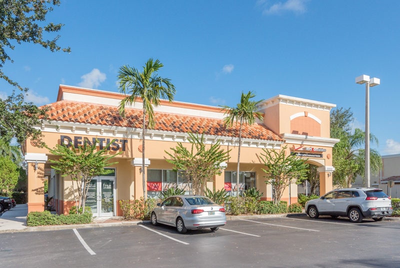 More Photos Of 13800-13900 Jog Rd, Delray Beach Unknown For Lease