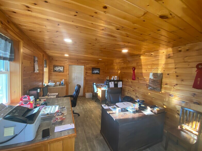 More Photos Of 668 Hollis Rd, Hollis Center Warehouse For Sale