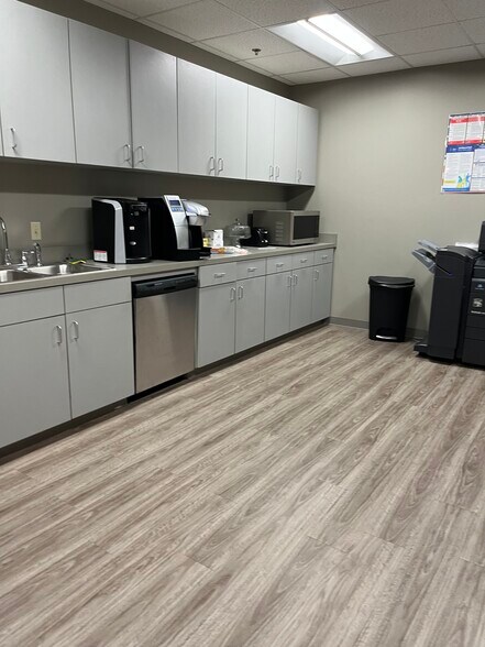 More Photos Of 415 N Mckinley St, Little Rock Office For Lease