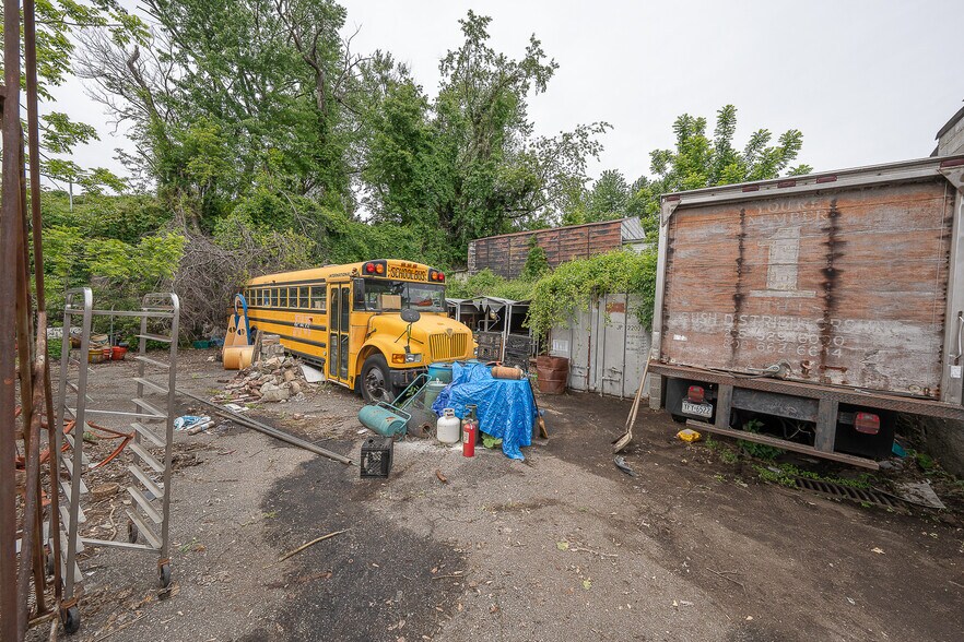 More Photos Of 175 W Wellens Ave, Philadelphia Warehouse For Sale