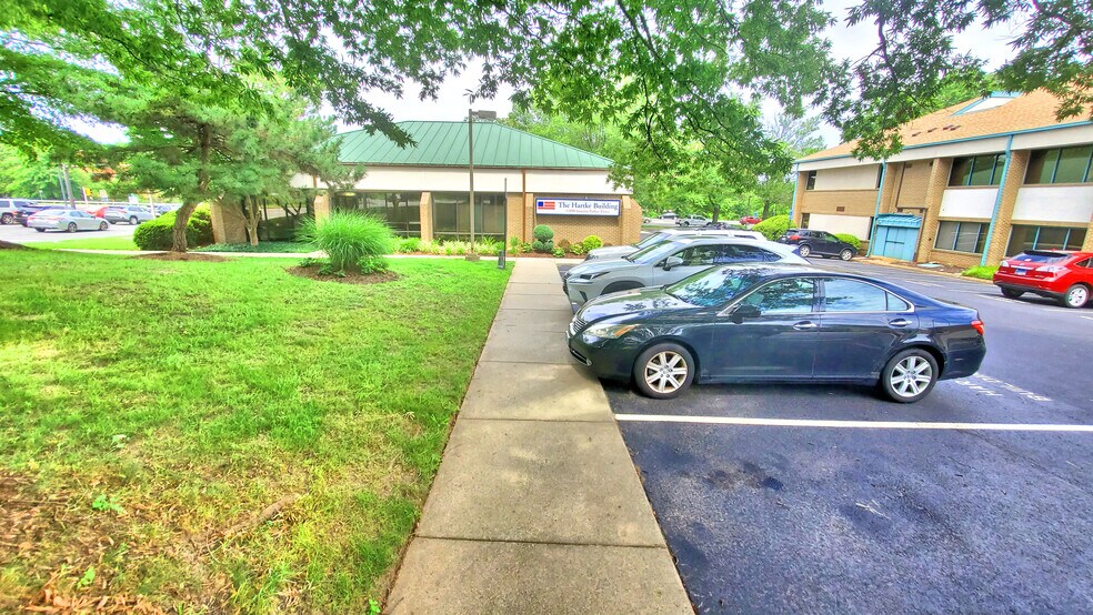 More Photos Of 11890 Sunrise Valley Dr, Reston Office For Lease