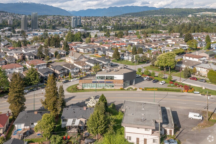 More Photos Of 4695 Canada Way, Burnaby Medical For Lease