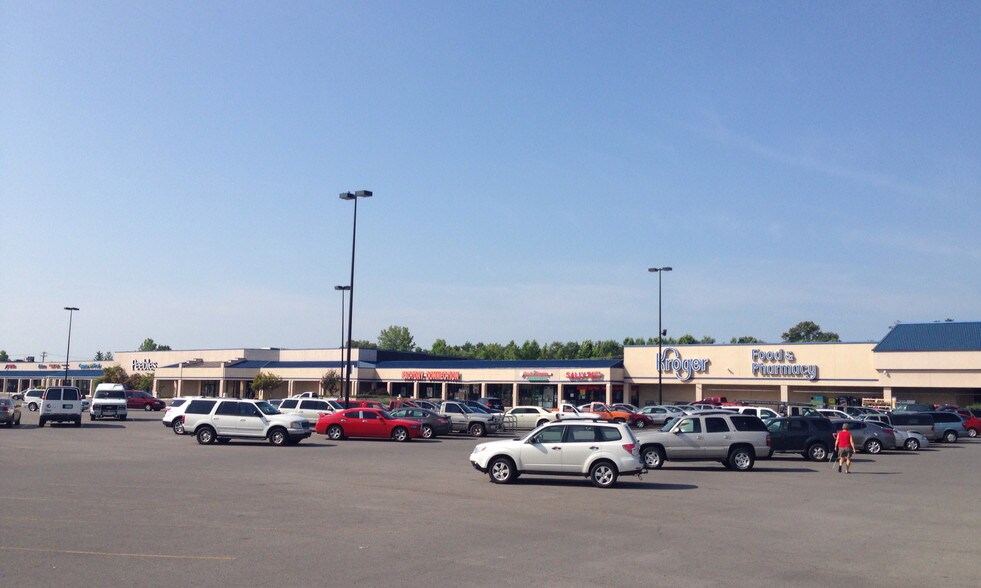 More Photos Of 1905 N Jackson St, Tullahoma Unknown For Lease