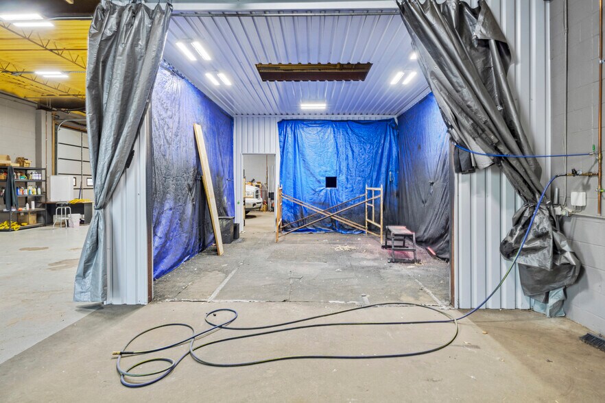 More Photos Of 312 Main St, Weatherford Land For Sale