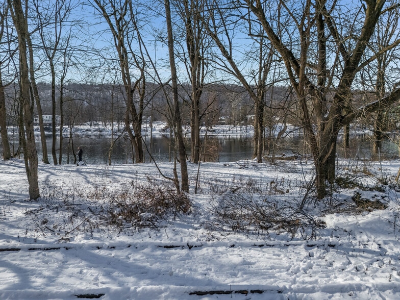 More Photos Of 10 Green St, Milford Specialty For Sale