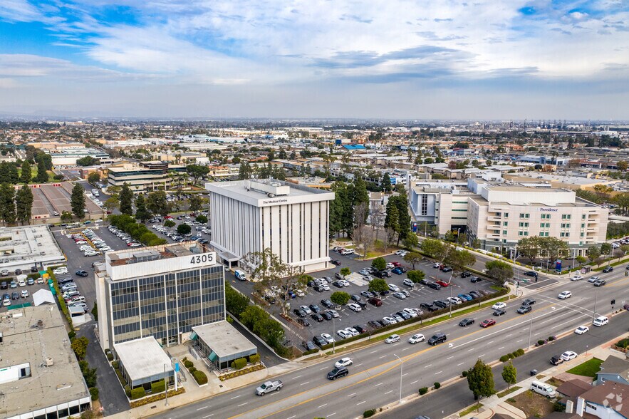 More Photos Of 4201 Torrance Blvd, Torrance Medical For Lease
