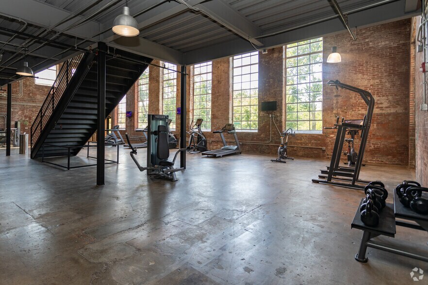 More Photos Of 116 E Main St, Haw River Apartments For Lease