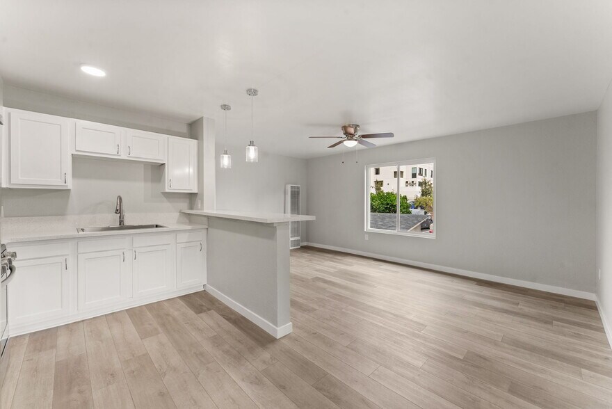 More Photos Of 320 Willie James Jones Ave, San Diego Apartments For Sale