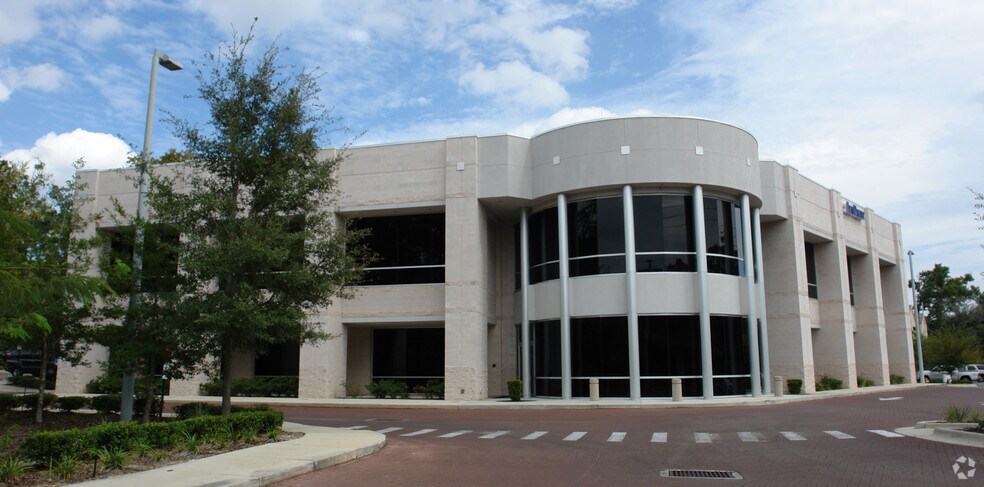 Primary Photo Of 5080 W Newberry Rd, Gainesville Bank For Sale