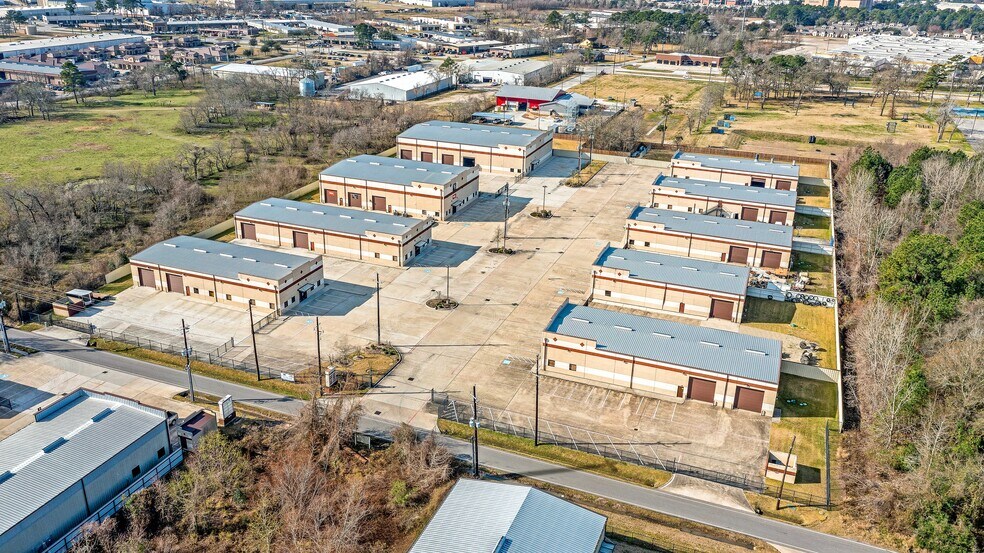 More Photos Of 12625 Haynes Rd, Houston Warehouse For Sale