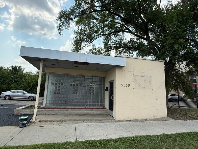 More Photos Of 9559 Greenfield St, Detroit Religious Facility For Sale