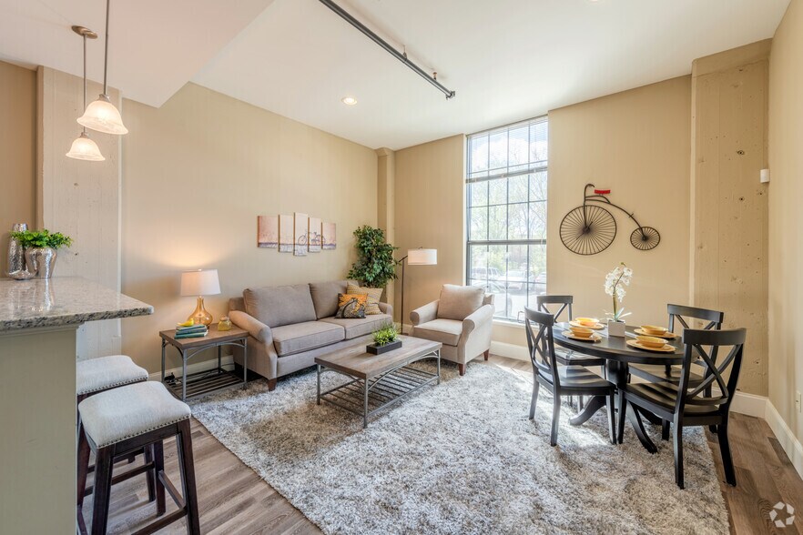 More Photos Of 12 Eagle St, Providence Apartments For Lease