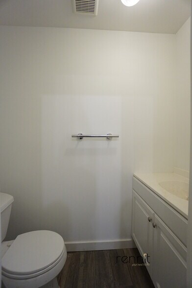 More Photos Of 1093 Putnam Ave, Brooklyn Storefront Retail Residential For Lease