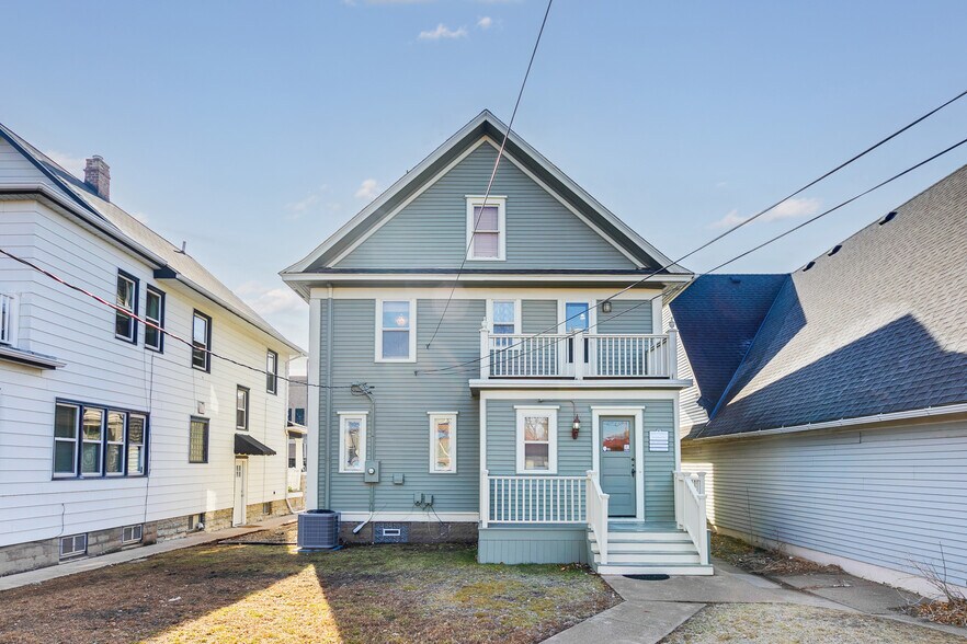 More Photos Of 889 Grand Ave, Saint Paul Office For Lease