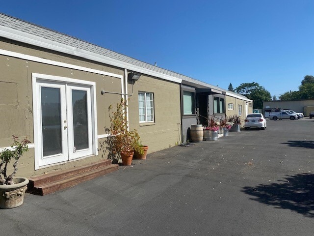 More Photos Of 68 S Coombs St, Napa Unknown For Lease