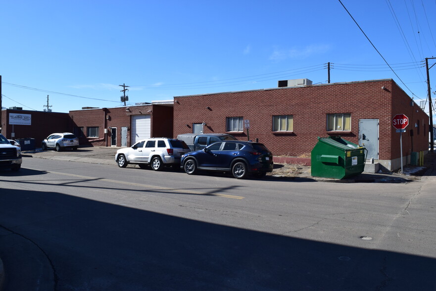 More Photos Of 395 Yuma St, Denver Warehouse For Sale