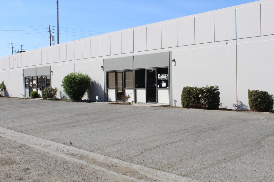 More Photos Of 4630 Easton Dr, Bakersfield Warehouse For Lease