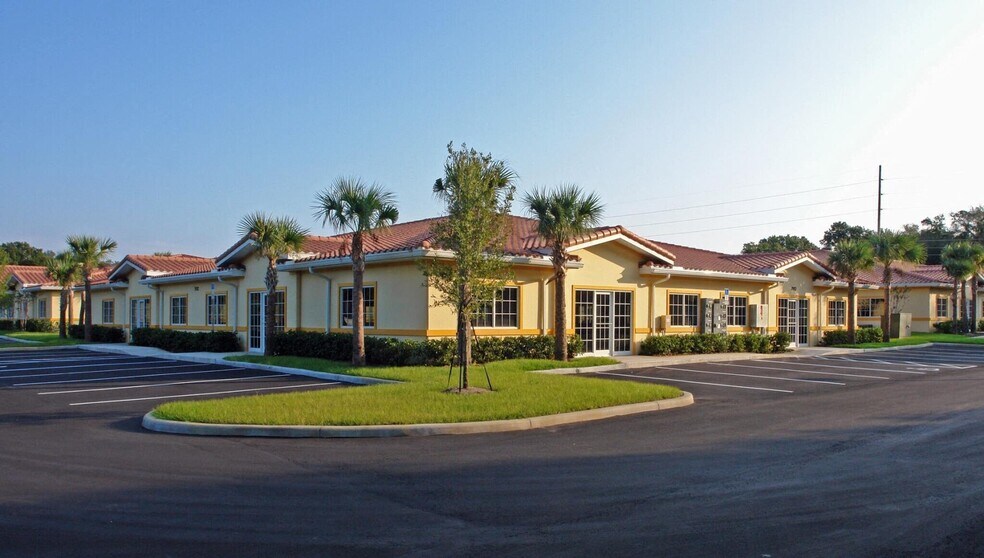 More Photos Of 7900 Forest City Rd, Orlando Unknown For Lease