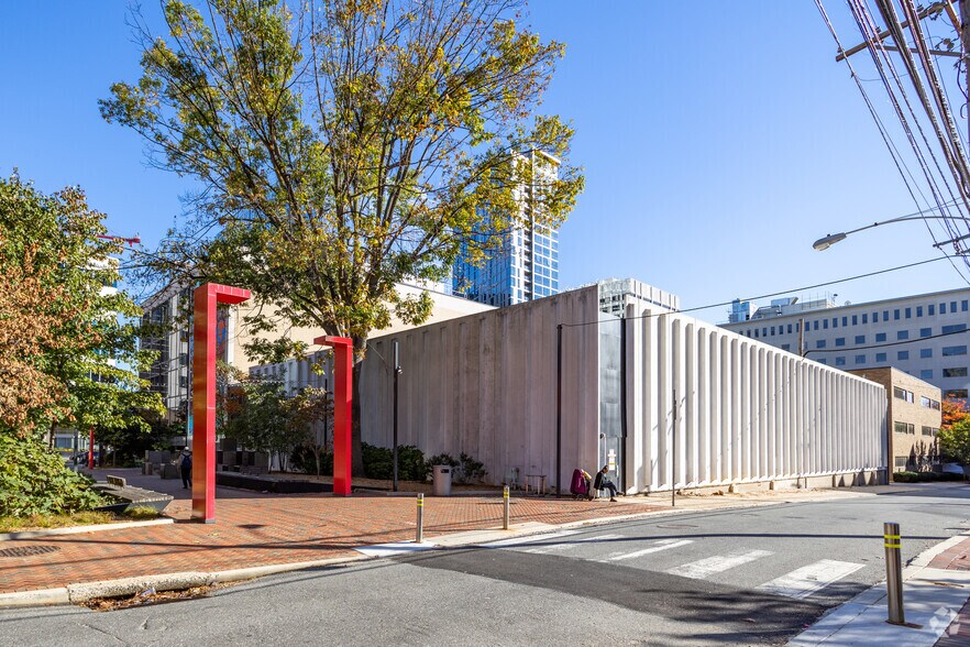 More Photos Of 3624 Market St, Philadelphia Office For Lease