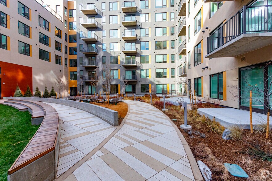 More Photos Of 1380 Uvalda St, Aurora Apartments For Lease