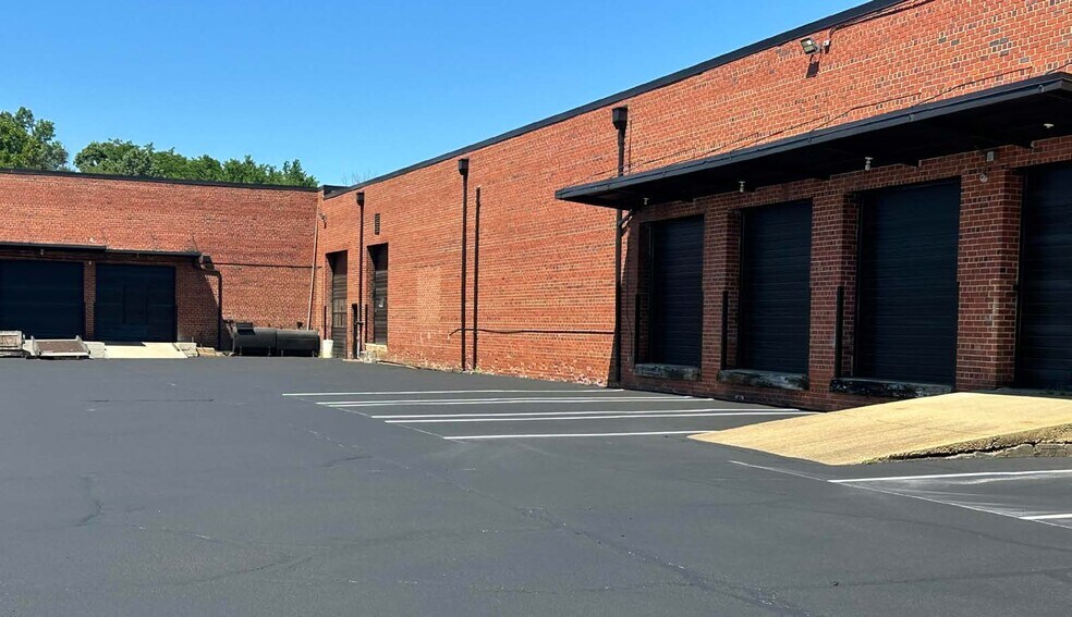 More Photos Of 5150 Lawrence Pl, Hyattsville Warehouse For Lease