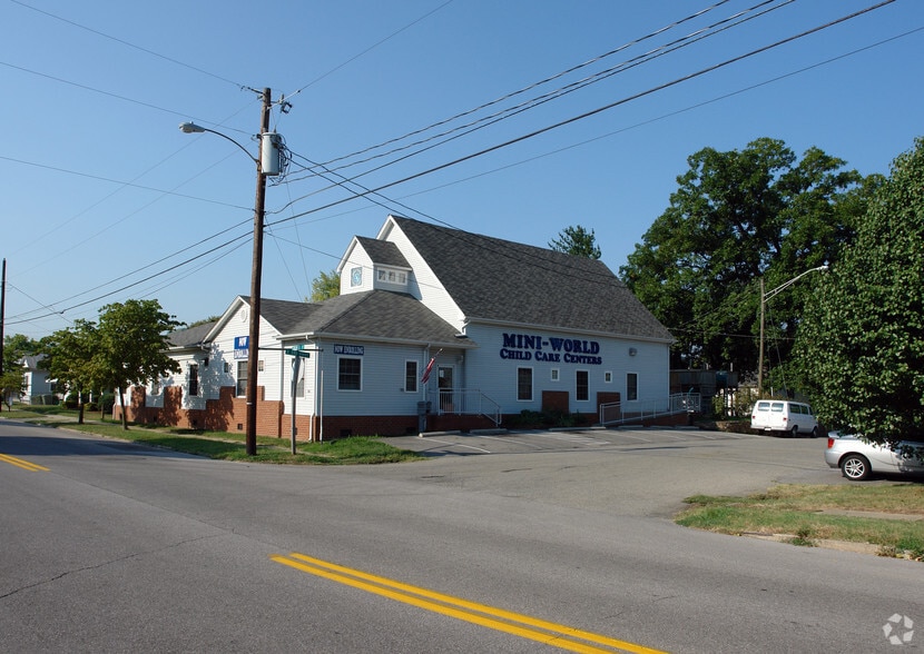 Primary Photo Of , Salem General Retail For Sale