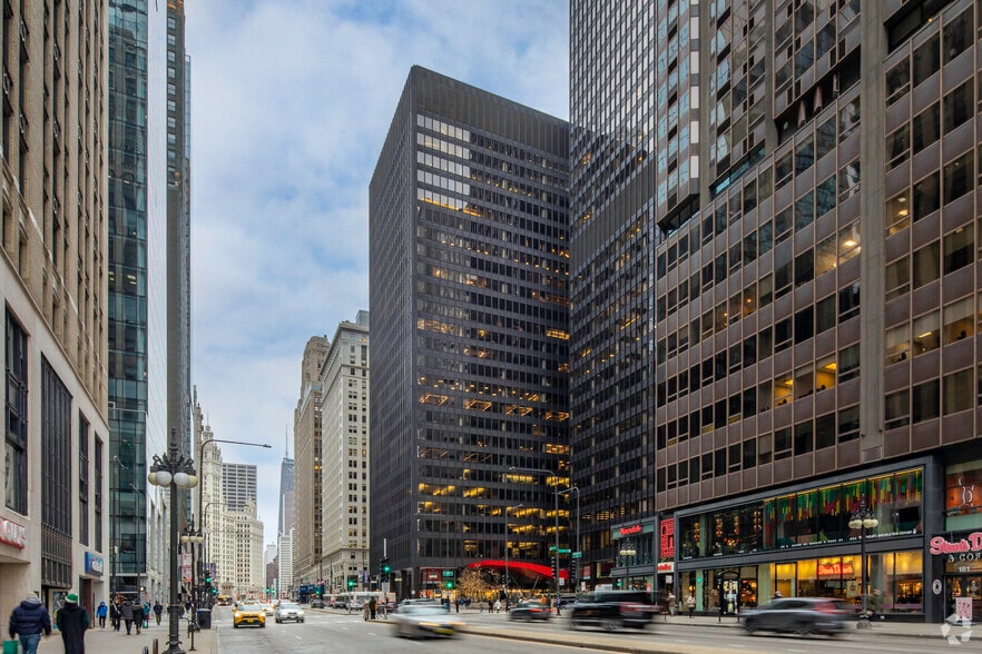 More Photos Of 225 N Michigan Ave, Chicago Office For Lease