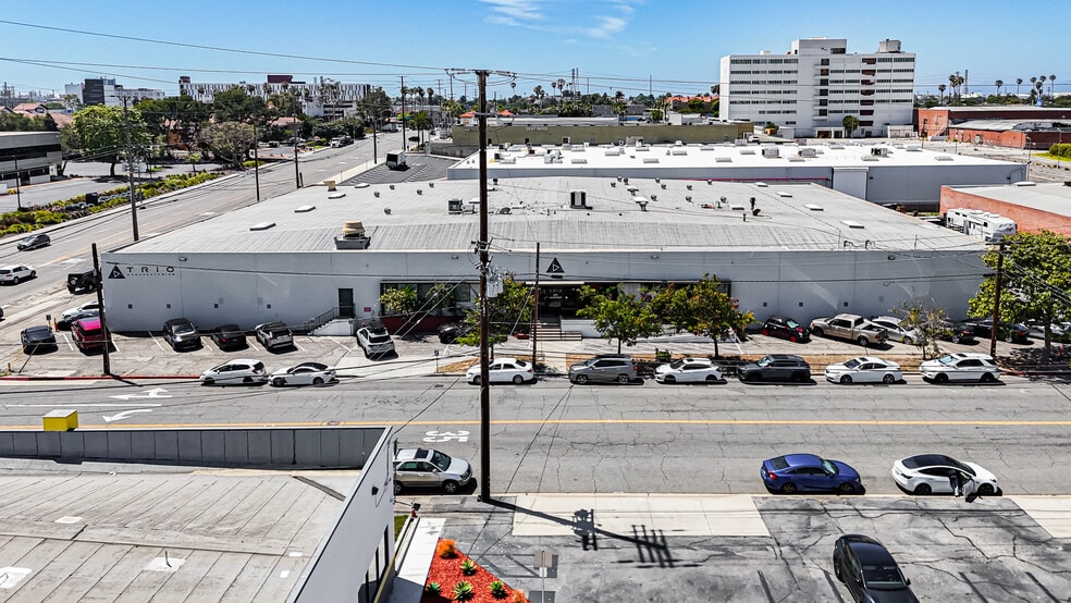 Primary Photo Of 601 Lairport St, El Segundo Manufacturing For Lease