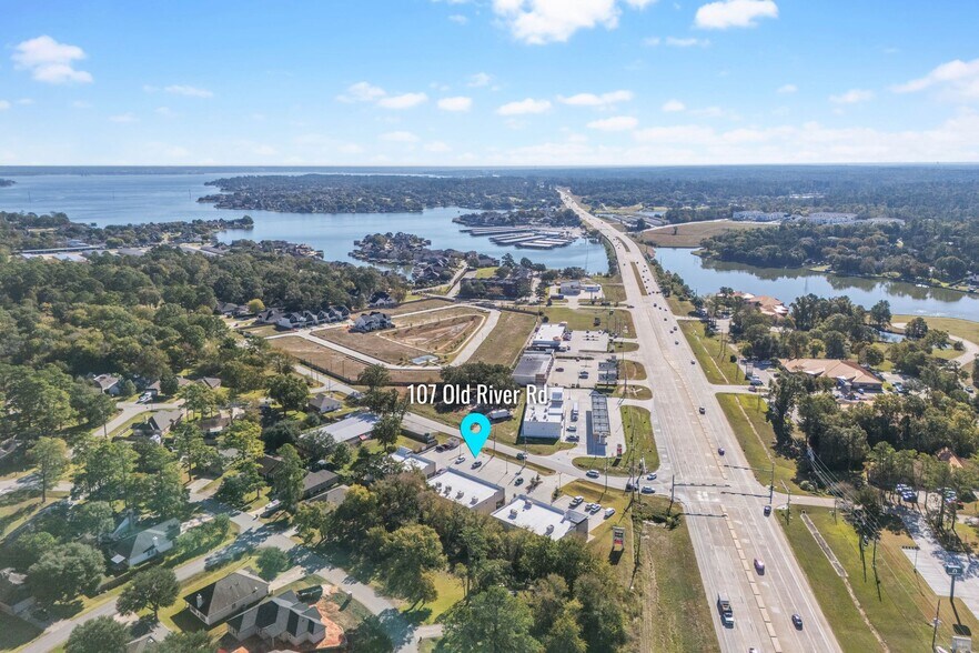 More Photos Of 107 Old River Rd, Montgomery Storefront For Sale