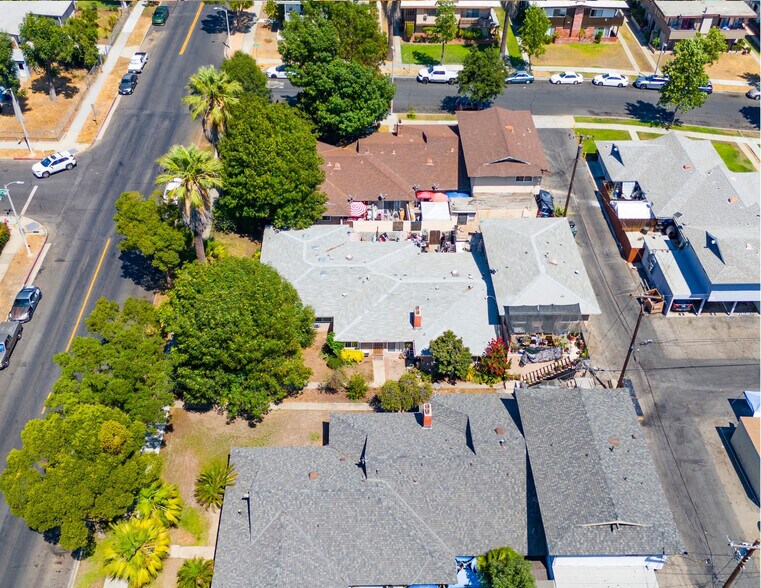 More Photos Of 1147 W D St, Ontario Multifamily For Sale