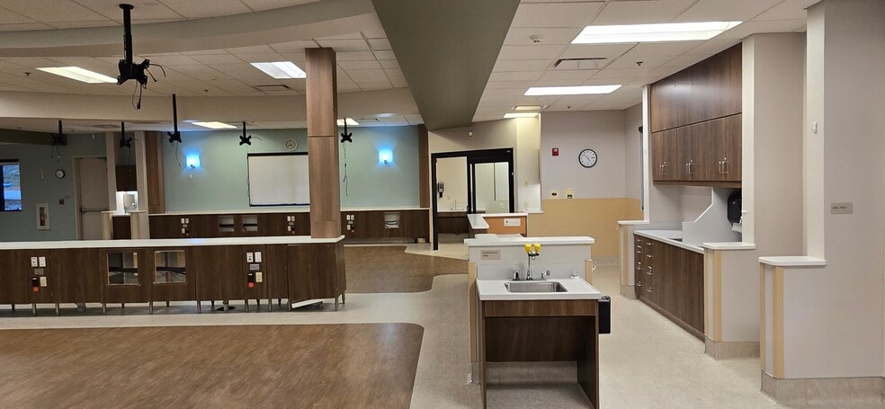 More Photos Of 3605 Ranch Dr, Prescott Medical For Sale