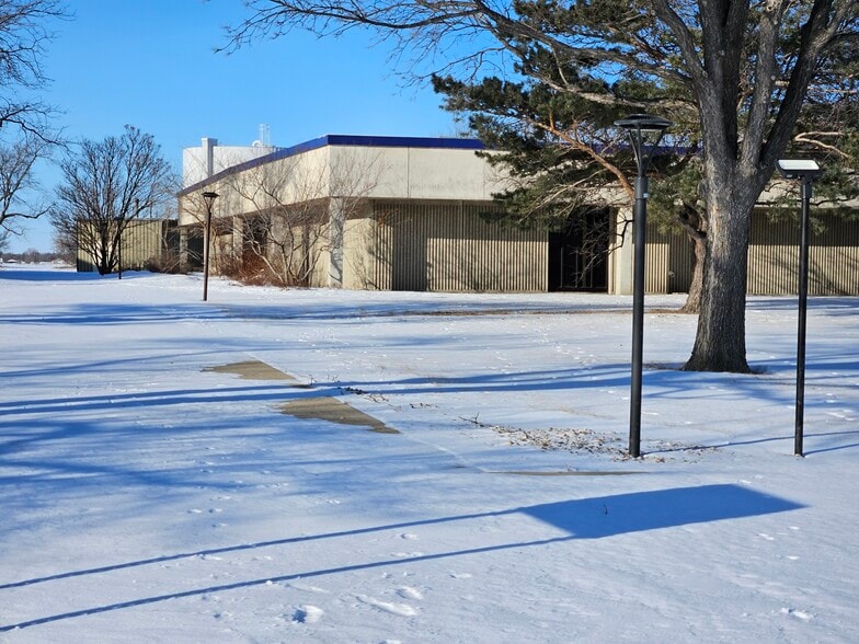 More Photos Of 2914 Industrial Ave, Aberdeen Manufacturing For Lease