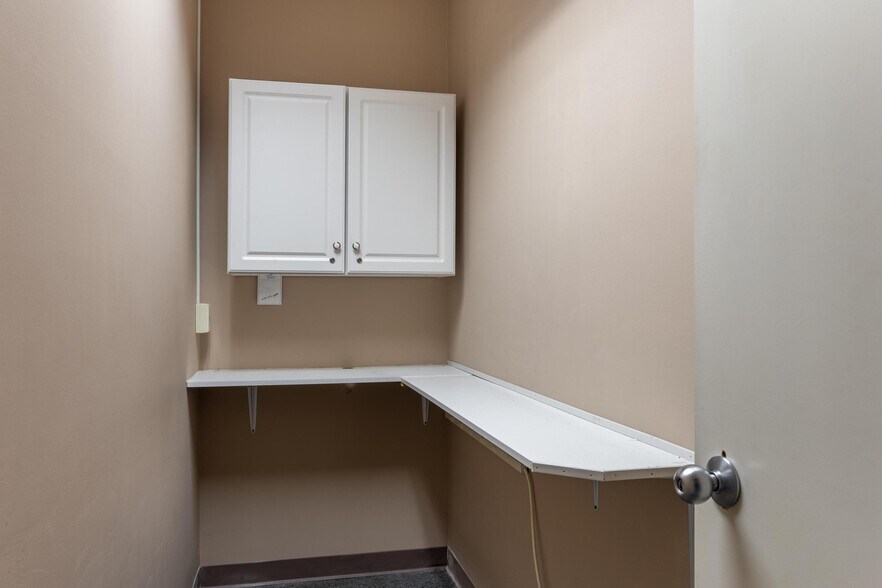 More Photos Of 1494 Stuart Rd NE, Cleveland Medical For Lease