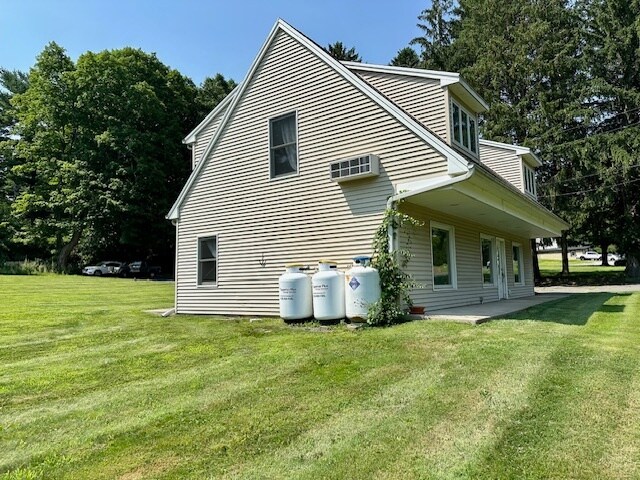 More Photos Of 454 Main St, Durham Freestanding For Sale