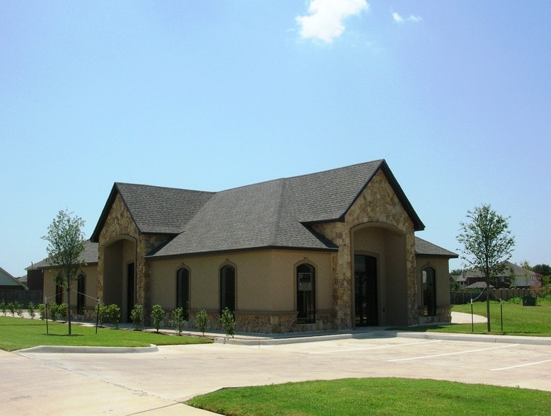 More Photos Of 50 Forest Mill Trl, Mansfield Medical For Lease