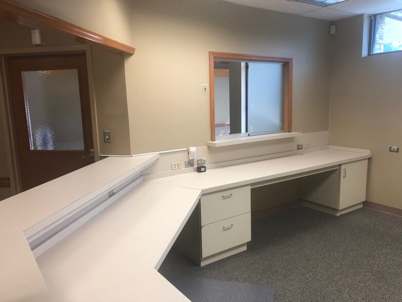 More Photos Of 1629 10th Ave, Columbus Medical For Lease