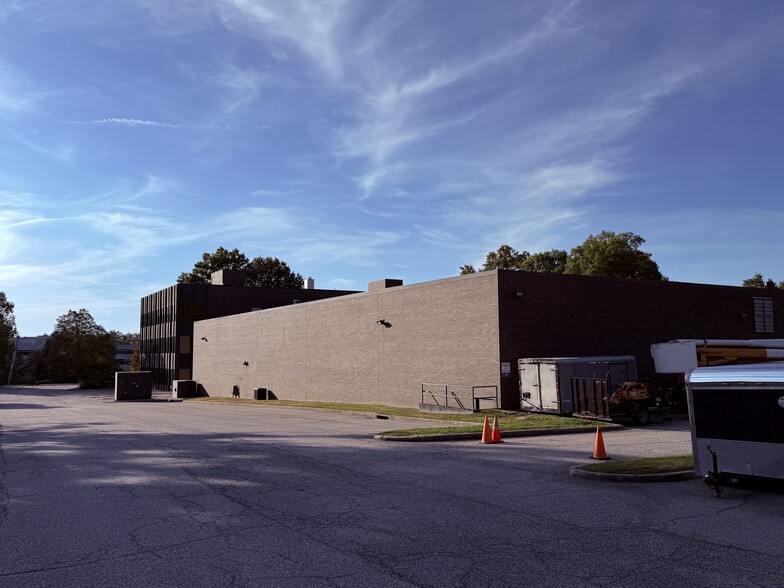 More Photos Of 420 Columbus Ave, Valhalla Office For Lease