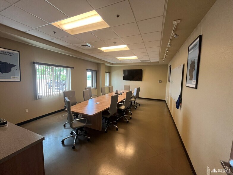 More Photos Of 5100 Boyd Lake Ave, Loveland Manufacturing For Sale