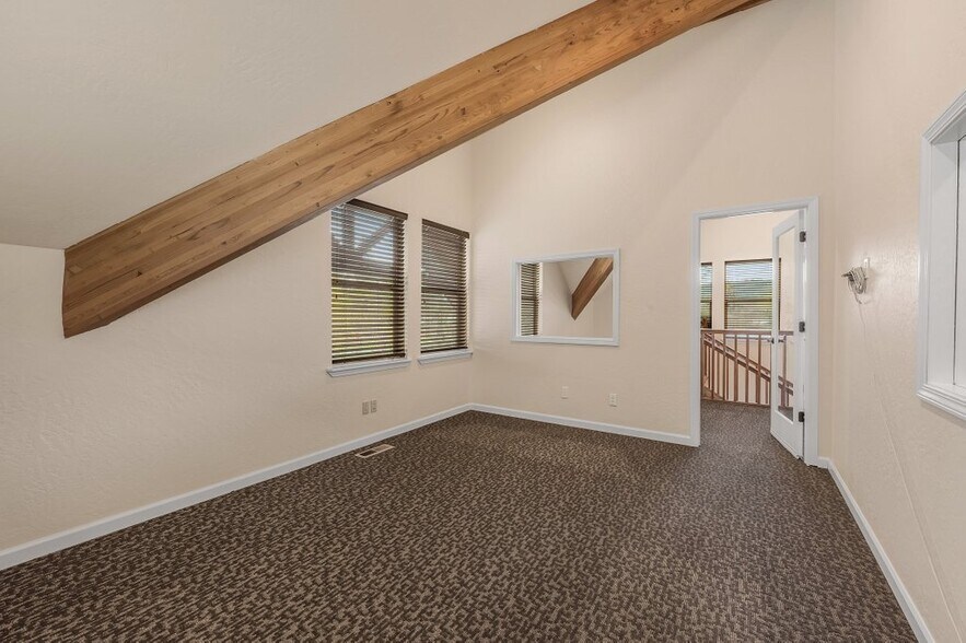 More Photos Of 204 4th, Dover Office For Lease